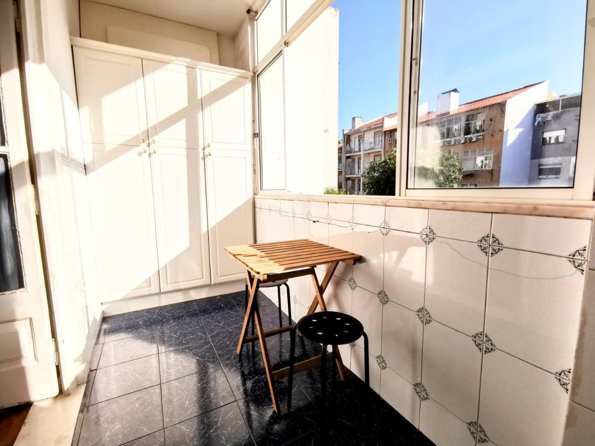 Tradicional Portuguese Apartment Lisboa Ngoại thất bức ảnh