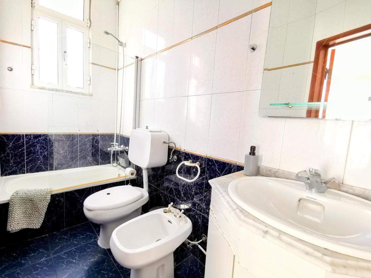 Tradicional Portuguese Apartment Lisboa Ngoại thất bức ảnh